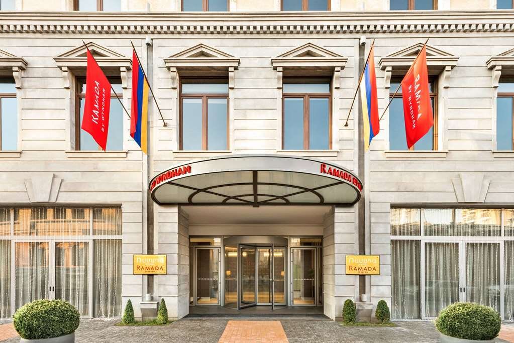 Ramada Hotel & Suites